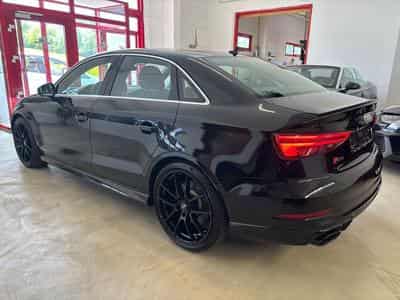 Audi RS3 Lim. 2.5 TFSI quattro (2019) - Photo 4