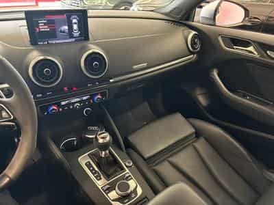 Audi RS3 Lim. 2.5 TFSI quattro (2019) - Photo 9