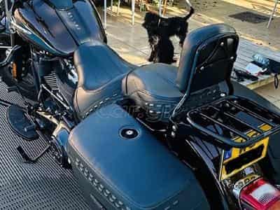 Harley-Davidson Heritage Softail Classic 114 cubic inch Milwaukee (2019) - Photo 1