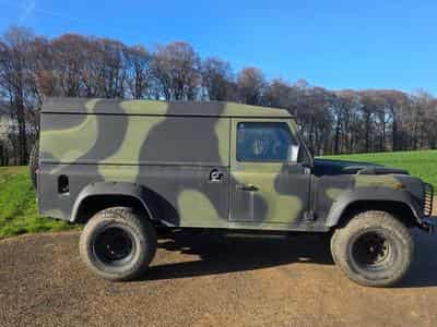 Land-Rover Defender 110 HT (1992) - Photo 1