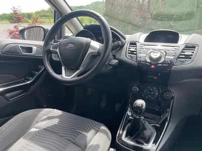 Ford Fiesta 1.0 Ecoboost 101PS (2013) - Photo 6