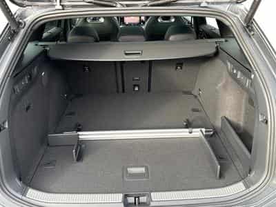 VW Passat Variant R-Line (2026) - Foto 8