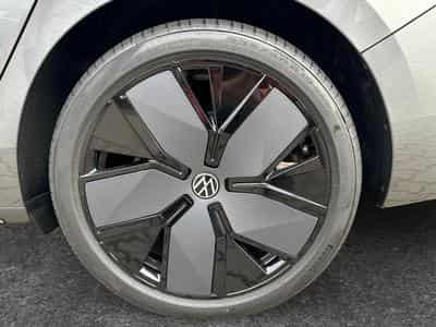 VW Passat Variant R-Line (2026) - Foto 9