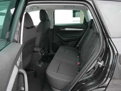 Skoda Karoq Selection 2.0 TDI DSG 4x4 (2026) - Photo 9