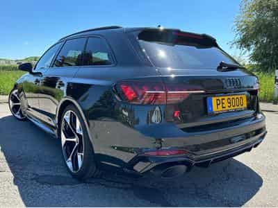 Audi RS4 Competition (2024) - Photo 3