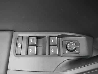 Seat Leon FR 1.5 eTSI (2025) - Photo 14