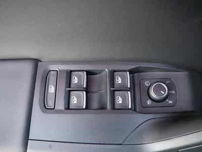 Seat Leon FR 1.5 eTSI (2025) - Photo 10