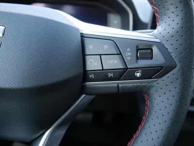 Seat Leon FR 2.0 TDI DSG (2025) - Photo 13