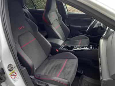 VW Golf Clubsport 2.0 TSI (2024) - Foto 8