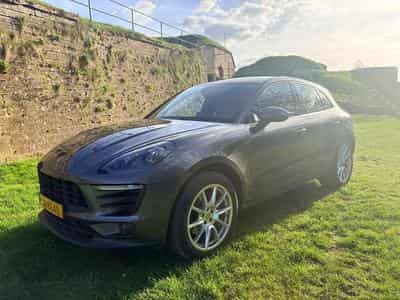 Porsche Macan 2.0 Turbo PDK – 20.600 d’options (2018) - Photo 1