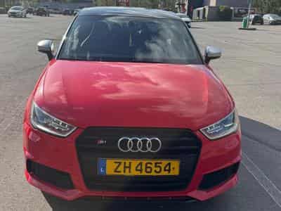 Audi S1 Sportback 2.0 TFSI Quattro (2015) - Photo 1