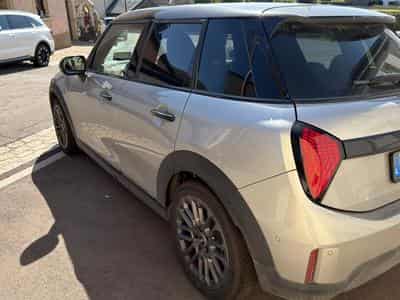 Mini Cooper C Favoured Trim (2025) - Foto 5