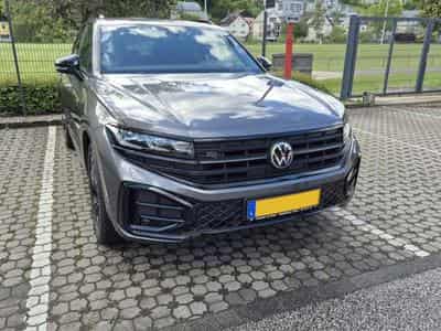 VW Touareg R-Line (2025) - Photo 2