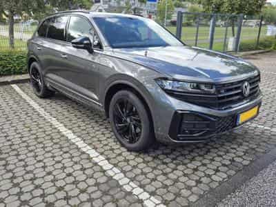 VW Touareg R-Line (2025) - Photo 3