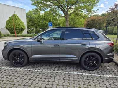 VW Touareg R-Line (2025) - Photo 8