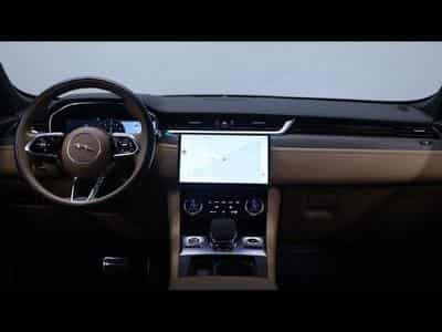 Jaguar F-Pace P400e SE (2022) - Photo 13