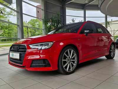 Audi A3 S-Line Quattro 190PS (2019) - Photo 4