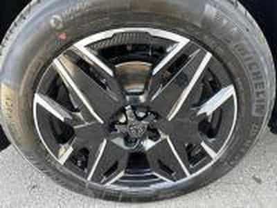 Peugeot 3008 1.2 Hybrid 145ch GT-DCS6 (2026) - Photo 6