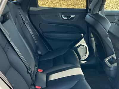 Volvo XC60 B4 Diesel Mild Hybrid Plus Bright (ASO) (2022) - Photo 13