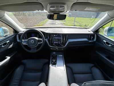 Volvo XC60 B4 Diesel Mild Hybrid Plus Bright (ASO) (2022) - Photo 9