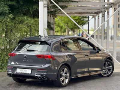 VW Golf VIII / R LINE / Automatique / LED / COCKPIT VIRTUEL (2022) - Photo 4