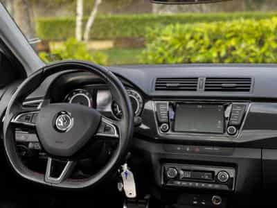 Skoda Fabia Automatique / Panoramique / Version Monte Carlo (2017) - Photo 15