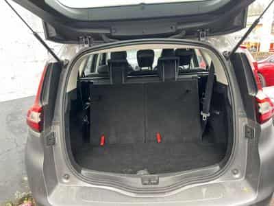 Renault Grand Scenic 7 PLACES / AUTOMATIQUE / LED / NAVI (2017) - Photo 9