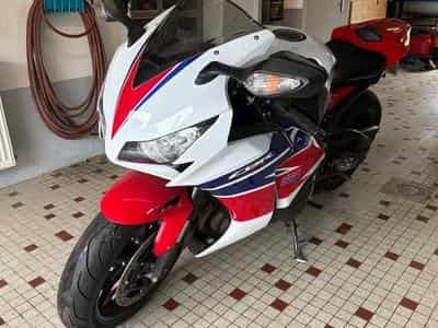 Honda CBR 1000RA Tiefergelegt viel Zubehör (2015) - Photo 1
