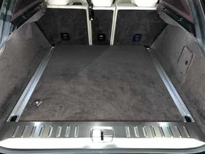 Aston-Martin DBX 4.0 V8  Edition limité 1/500 (2021) - Foto 12