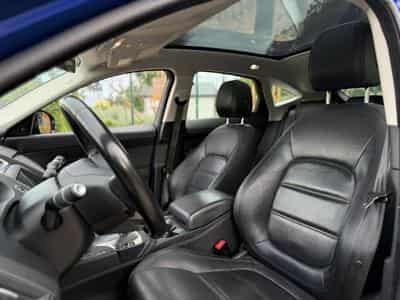 Jaguar E-Pace Automatique / Toit Panoramique (2018) - Photo 13