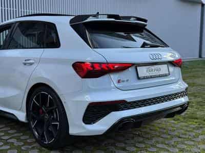 Audi RS3 Performance / Quttro / Freins Céramique / (2022) - Photo 11