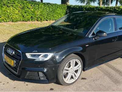 Audi A3 40 TFSI Quattro S Line (2019) - Photo 1