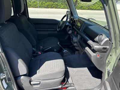 Suzuki Jimny (2022) - Photo 6