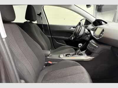 Peugeot 308 SW Puretech (2019) - Photo 9
