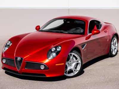 Alfa-Romeo 8C Competizione (2009) - Foto 1