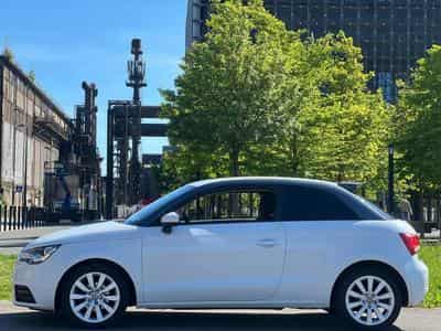 Audi A1 Automatique / Diesel (2012) - Foto 8