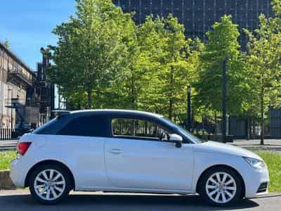 Audi A1 Automatique / Diesel (2012) - Foto 7
