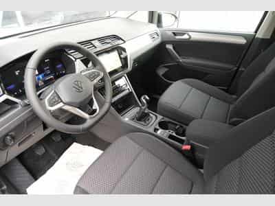 VW Touran 1.5 TSI Edition (2026) - Photo 12