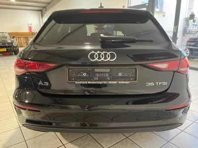 Audi A3 35 TFSI S tronic (2021) - Photo 4