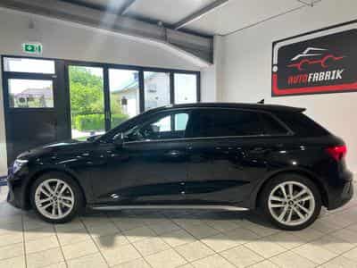 Audi A3 Sportback S line 35 TDI (2023) - Photo 2
