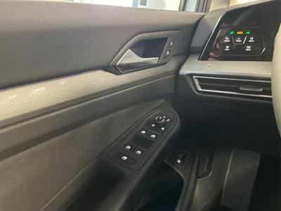 VW Golf Style (2026) - Photo 9