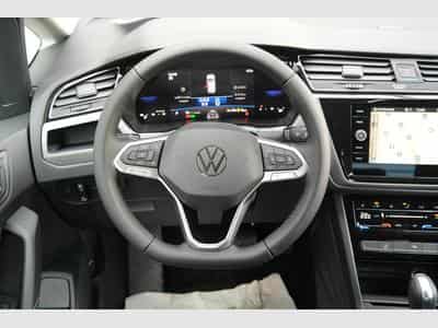 VW Touran 1.5 TSI DSG (2026) - Photo 10
