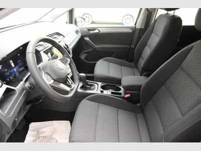 VW Touran 1.5 TSI DSG (2026) - Photo 13