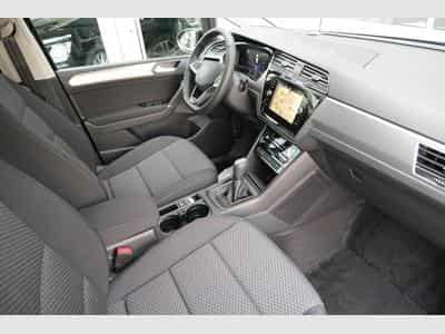 VW Touran 1.5 TSI DSG (2026) - Photo 8