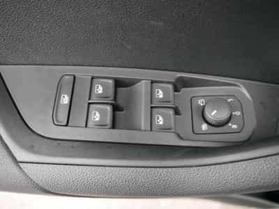 Skoda Karoq Selection 2.0 TDI DSG 4x4 (2026) - Photo 10