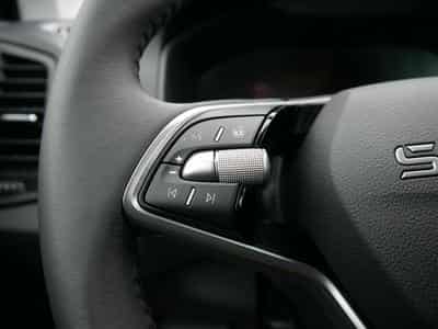 Skoda Karoq Selection 2.0 TDI DSG 4x4 (2026) - Photo 12