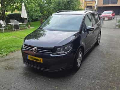 VW Touran (2014) - Photo 1