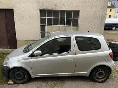 Toyota Yaris Schlëssel fehlt (2005) - Photo 1
