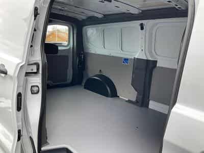 VW T7 Transporter 2.0 TDI 125 kW LR (2026) - Photo 12