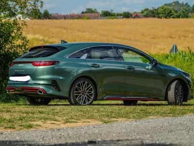 Kia Pro Ceed GT (2023) - Photo 1